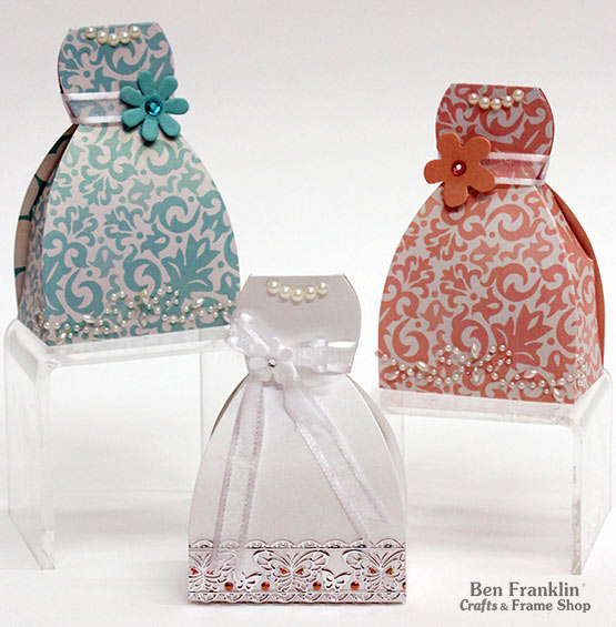 Wedding dress die cut box