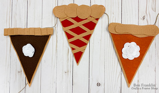 DIY Felt Pie Banner