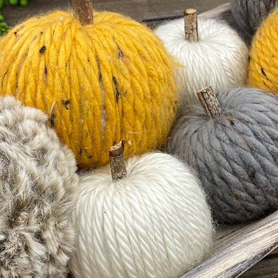 DIY Yarn Pumpkins