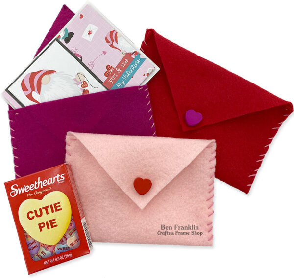 How to Make a Felt Valentine Envelope