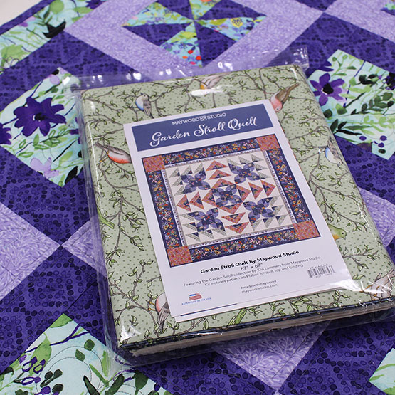 Garden Stroll Quilt Kit