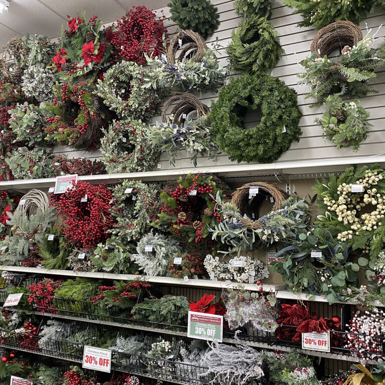 Christmas Wreaths & Decorations
