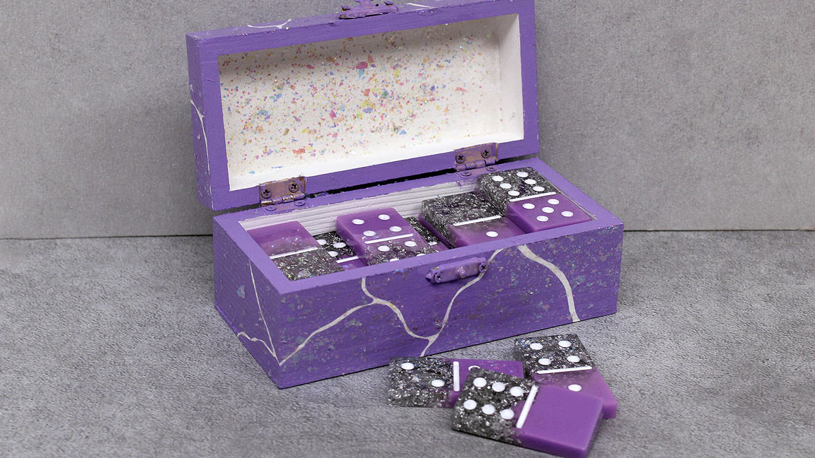 Class: Resin Dominoes