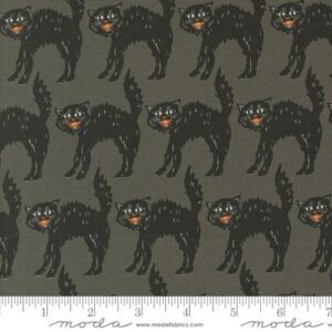 HOME SWEET HAUNT fabric by Stacy Iest Hsu for Moda Fabrics - 20915 12