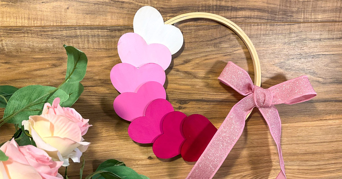DIY Valentine Hearts Wreath: Simple instructions & video available
