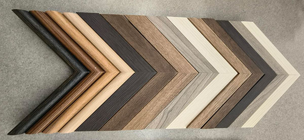 Picture Framing Molding Style: Natural Wood